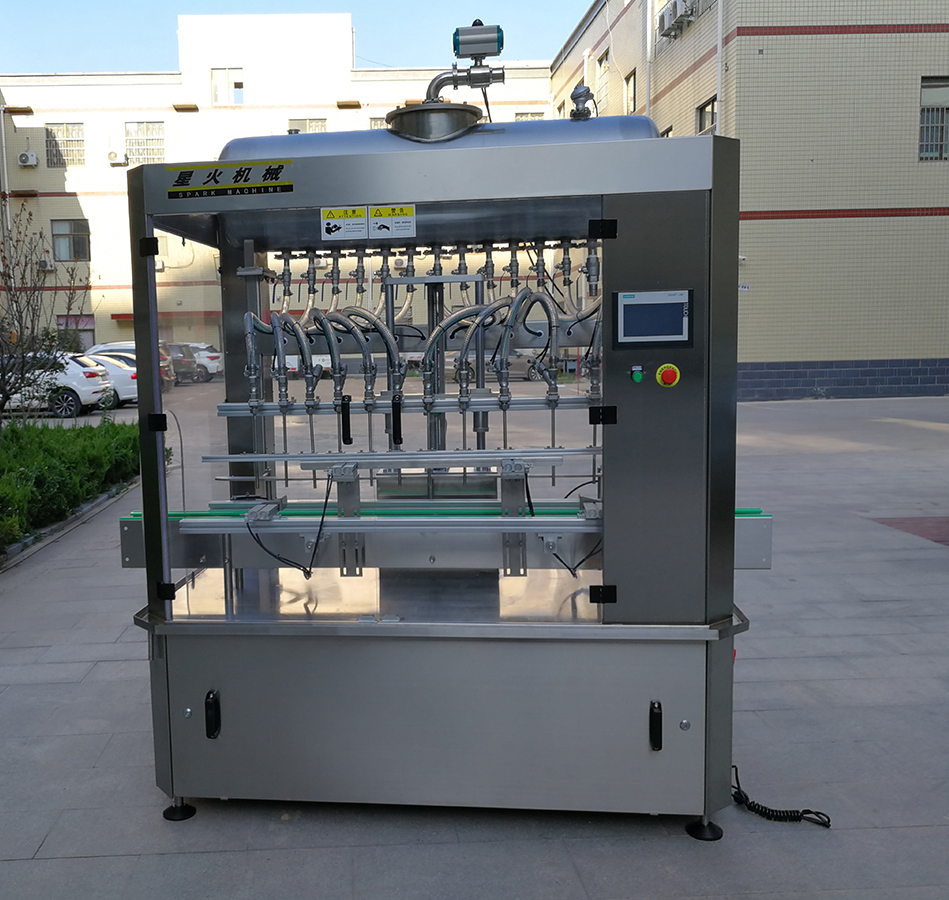 貴陽12頭液體灌裝機