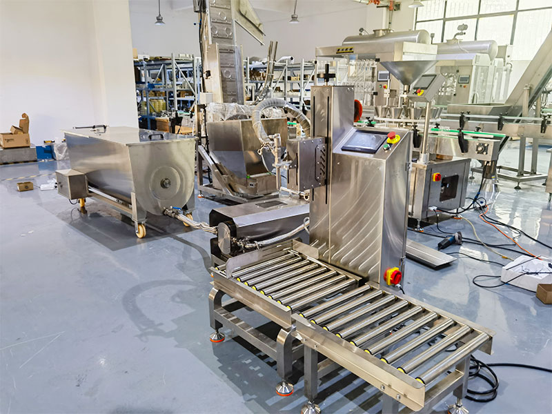 貴陽大型化工液體灌裝設(shè)備